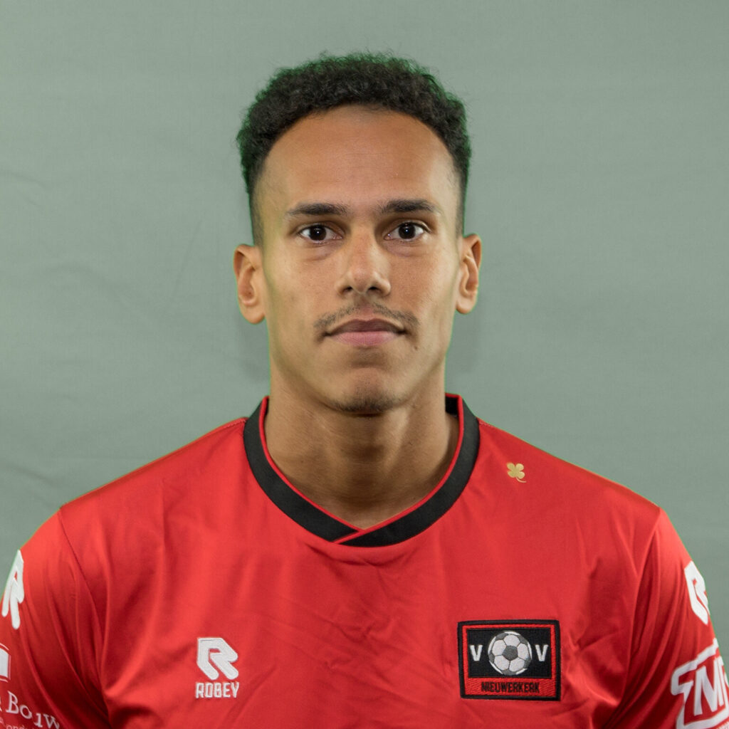 Wijngaarde, Elroy
